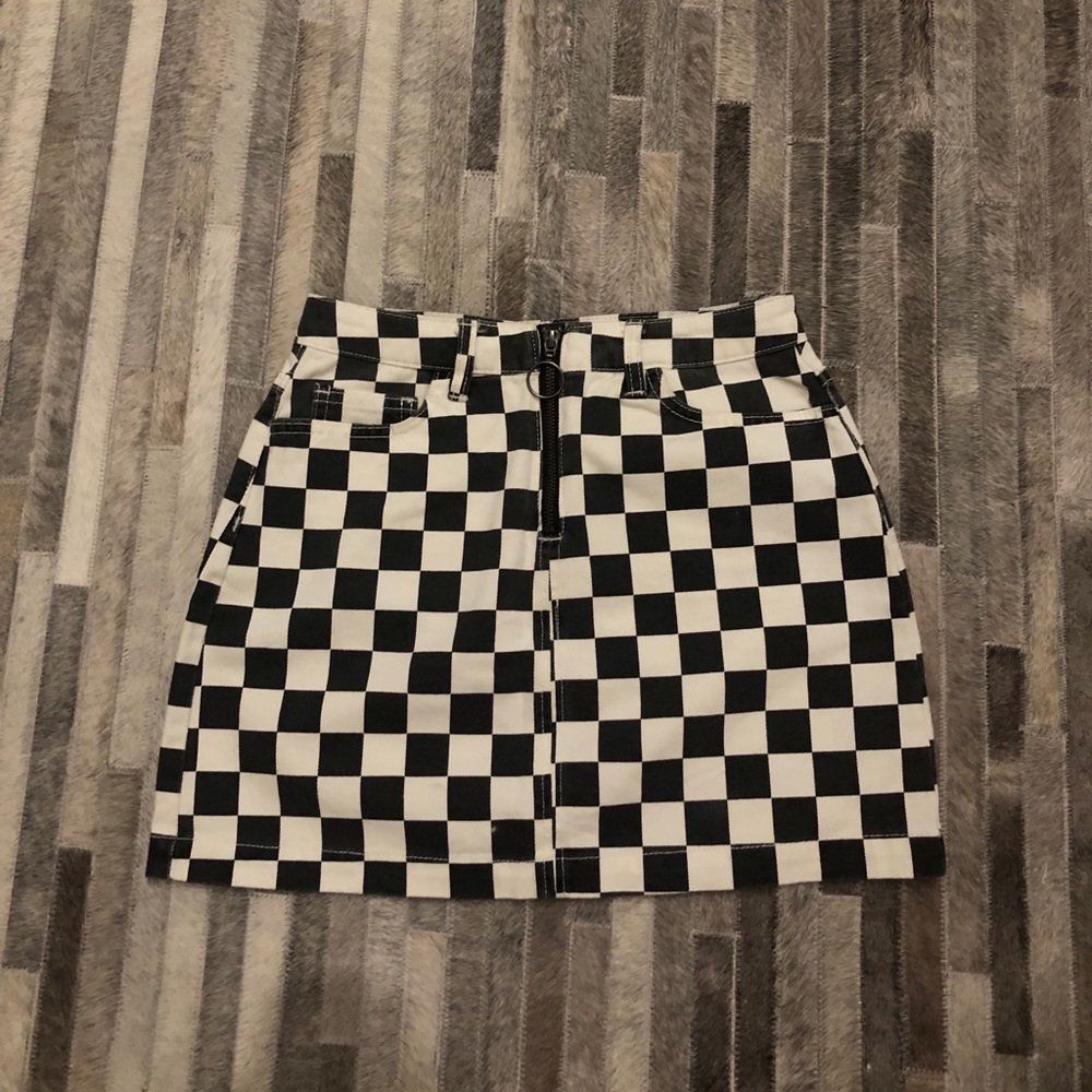 Super cute Urban Outfitters skirt